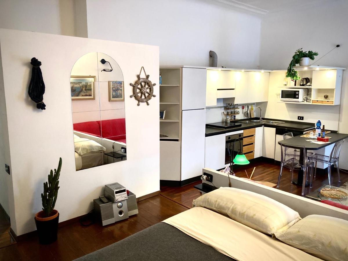 갈라라테 Loft Aviation Vicino Malpensa 아파트 외부 사진